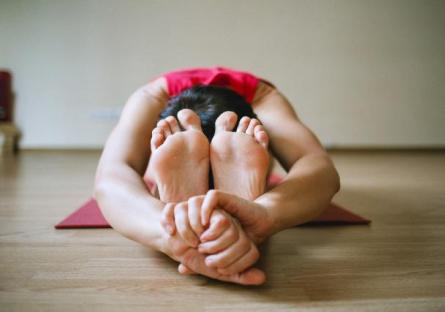 Stretch Yourself Before You Wreck Yourself Stretch Yourself Before You Wreck Yourself